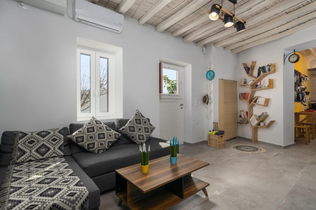 Milos Guesthouse Triovasalos Екстер'єр фото