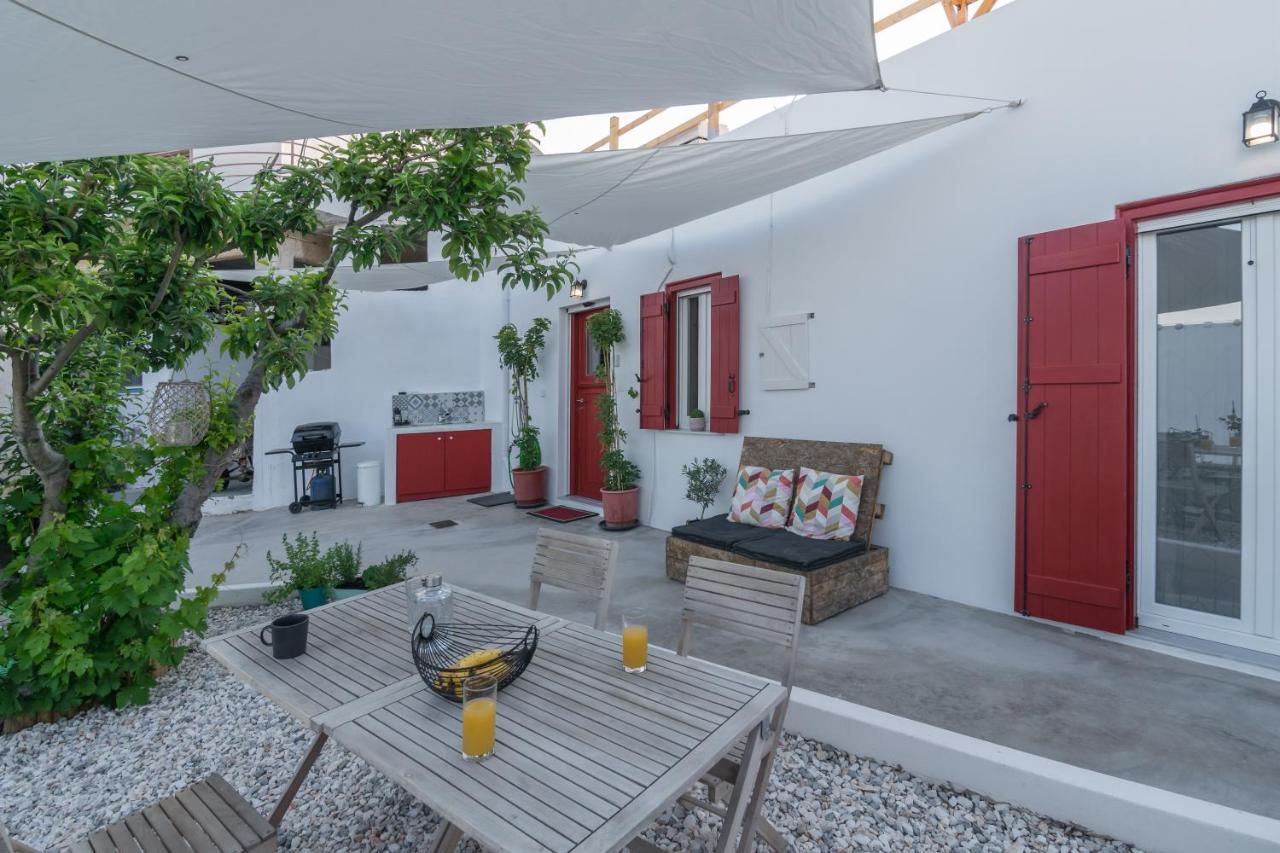 Milos Guesthouse Triovasalos Екстер'єр фото