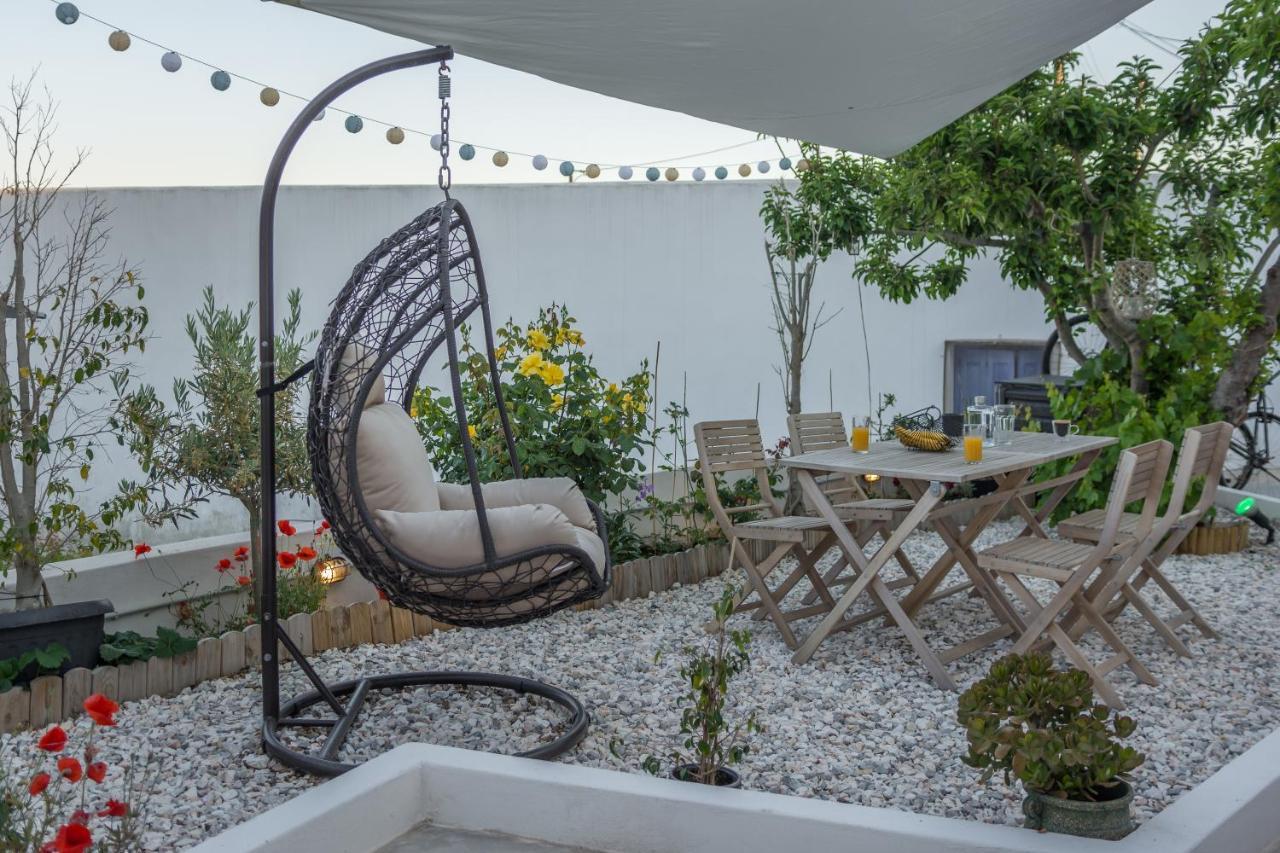 Milos Guesthouse Triovasalos Екстер'єр фото