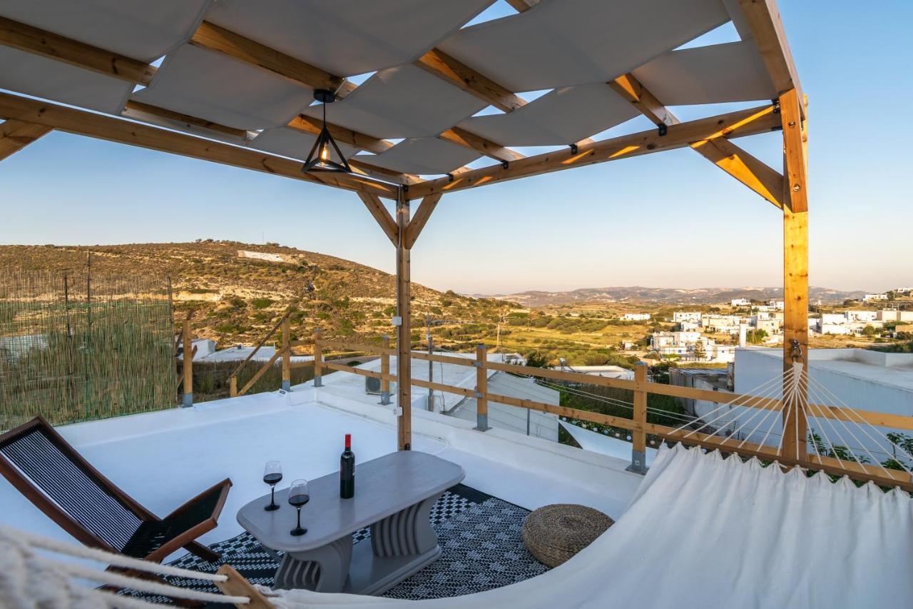 Milos Guesthouse Triovasalos Екстер'єр фото