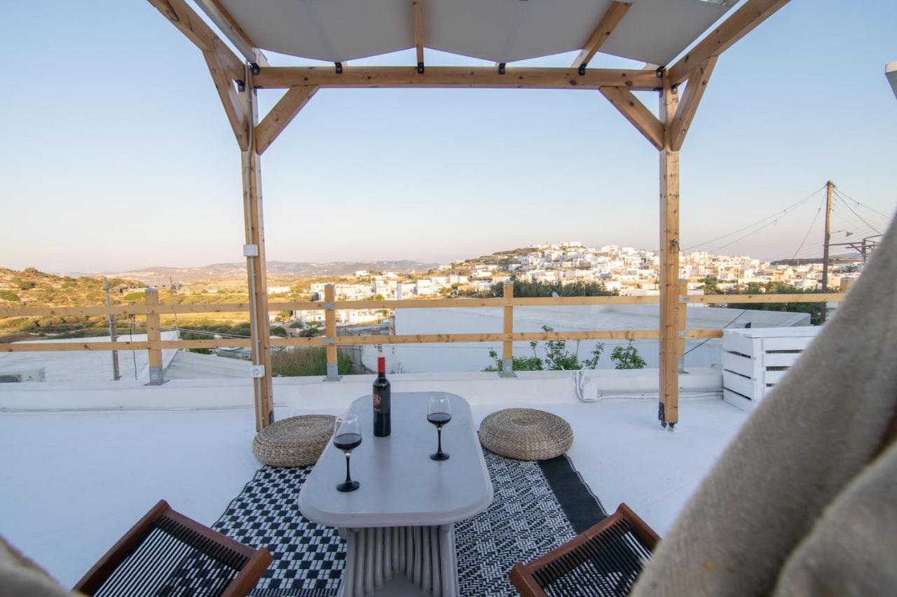 Milos Guesthouse Triovasalos Екстер'єр фото