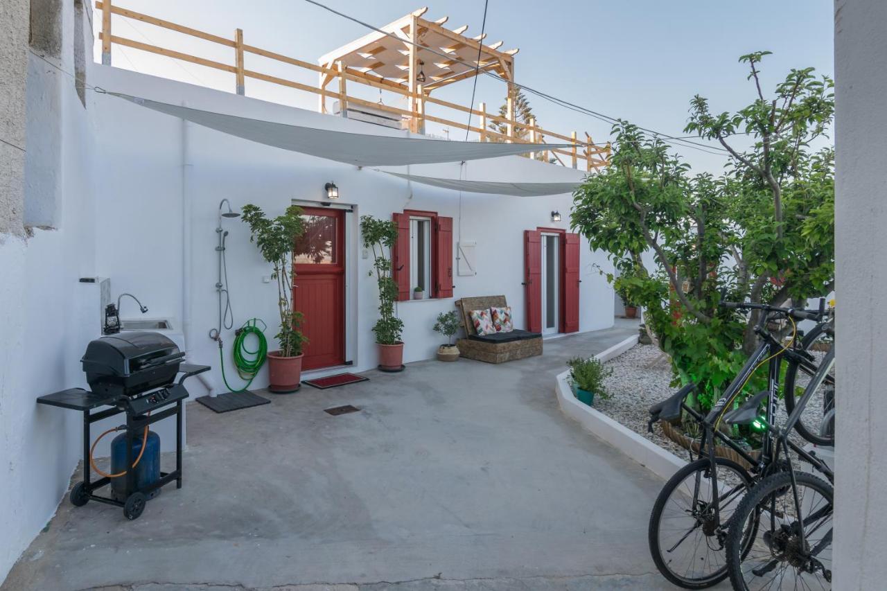 Milos Guesthouse Triovasalos Екстер'єр фото
